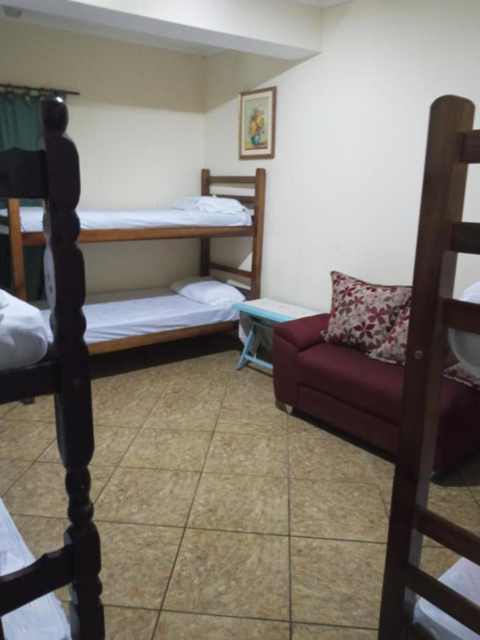 Hostal Mayda Praia Grande (Santos)